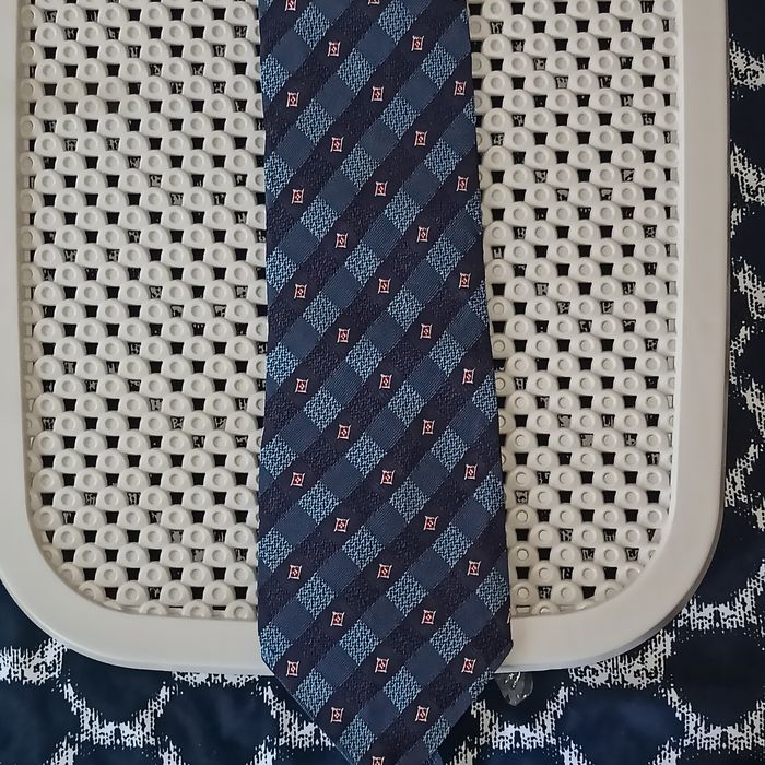 Elegancki krawat męski A.H. ROYAL CROWN