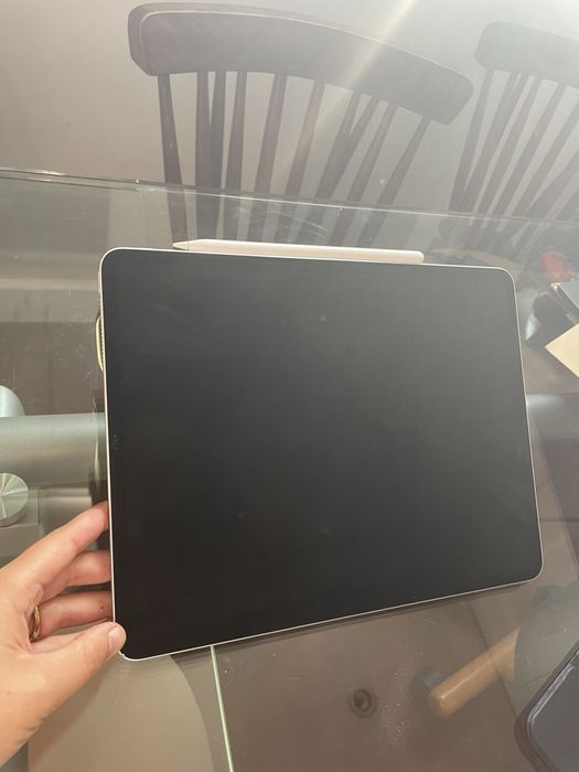 IPad 12.9 com Apple pencil