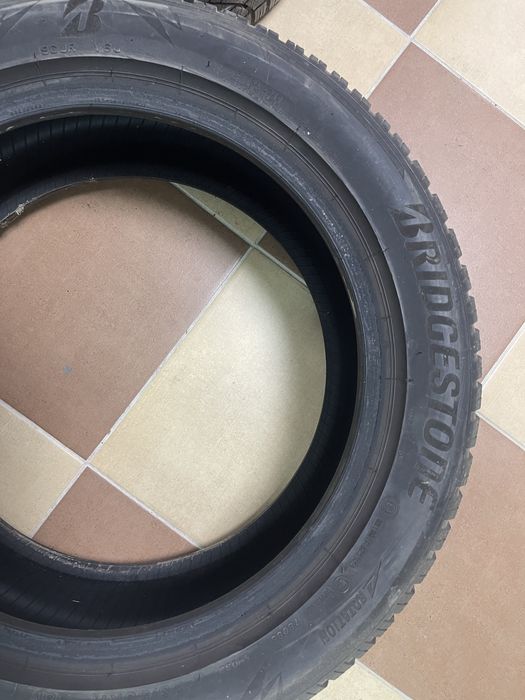 Sprzedam opony zimowe 225/50R17