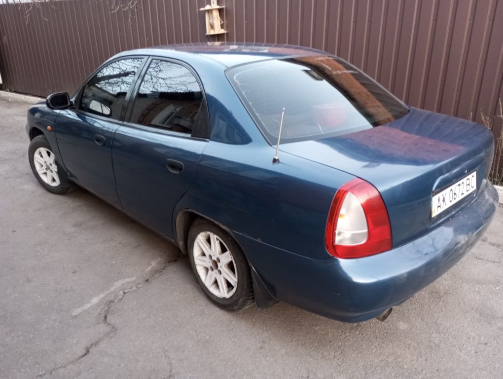 Daewoo Nubira 1998