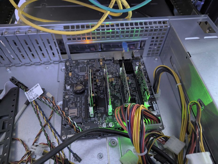 Cluster Board Turing Pi v2 + 4x Compute Node