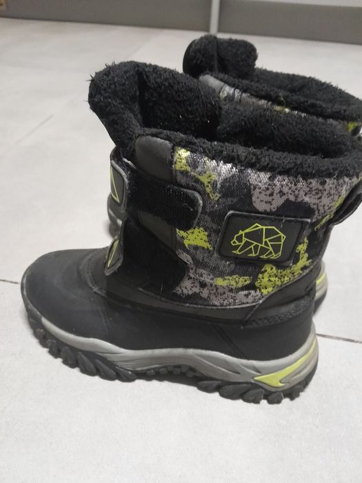 Zimowe buty dla chlopca