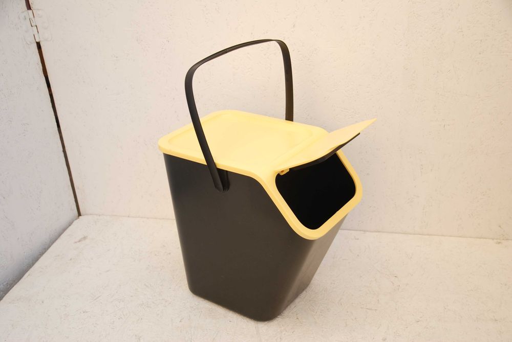 Kosz do segregacji żółty