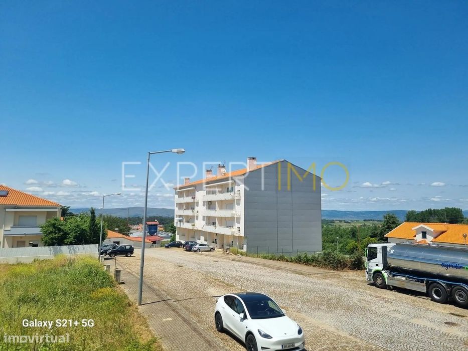 Dois Lotes para 24 apartamentos em zona premium de Gouveia