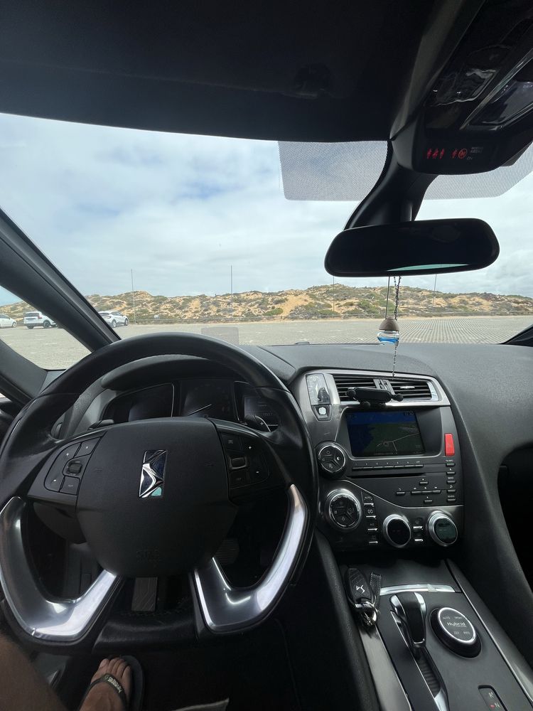 Citroën DS5 Hybrid 2.0 Sport Chic – Excelente Estado | Topo de Gama