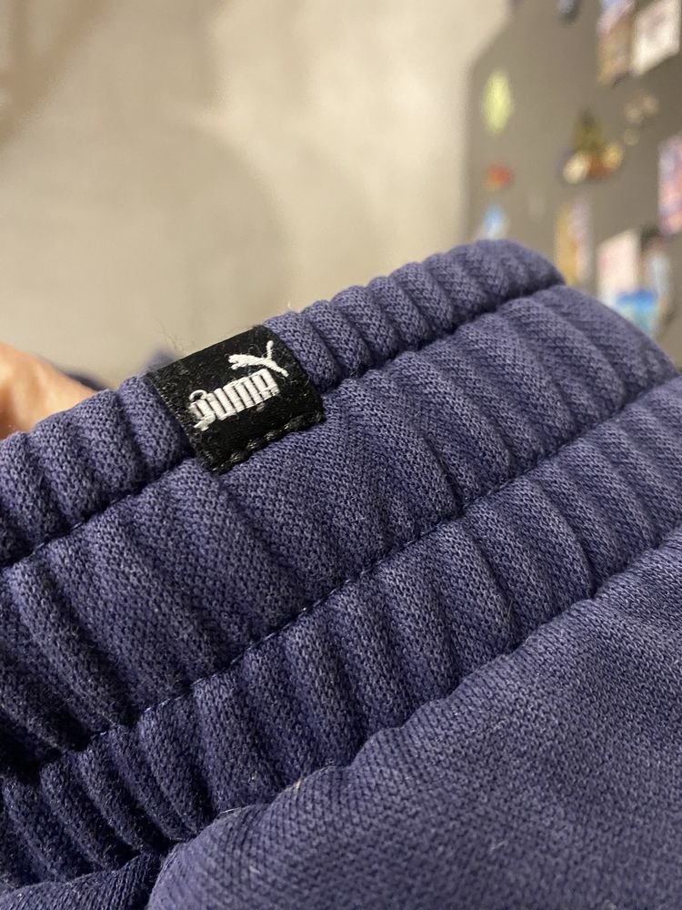 Krótkie spodenki Puma granatowe chłopięce S