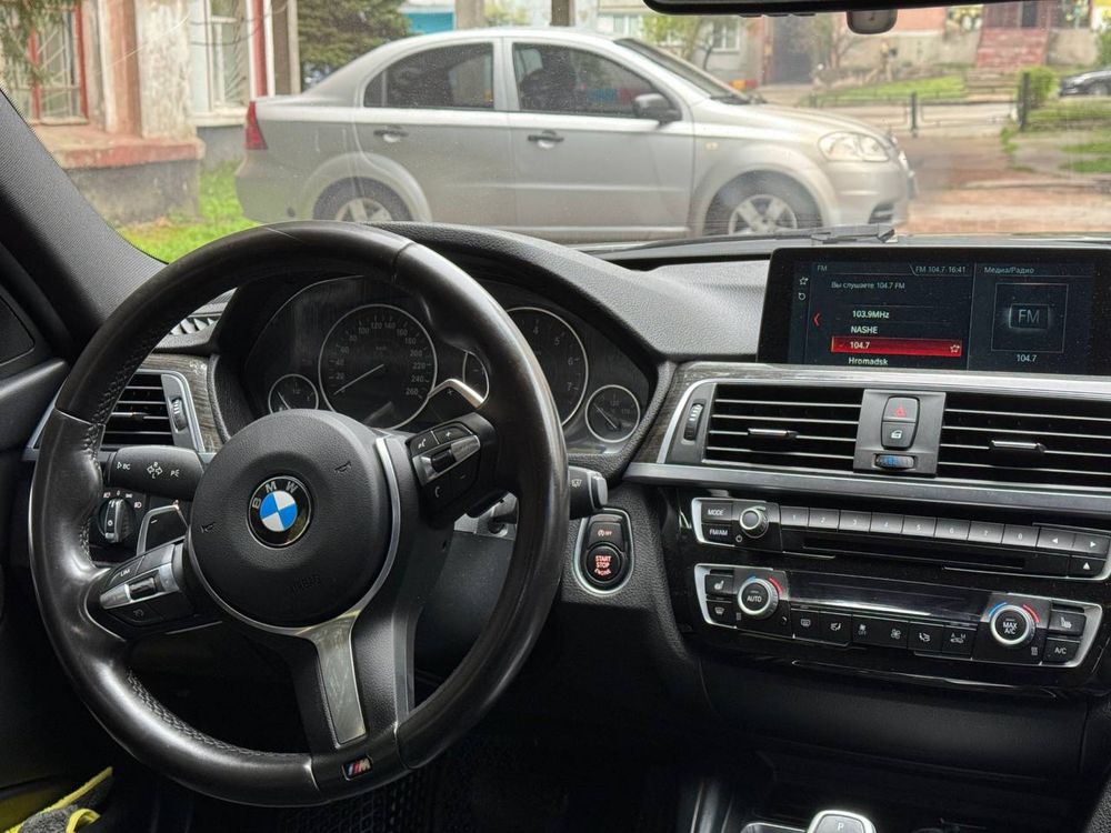 Bmw f30 330i 2017 2л