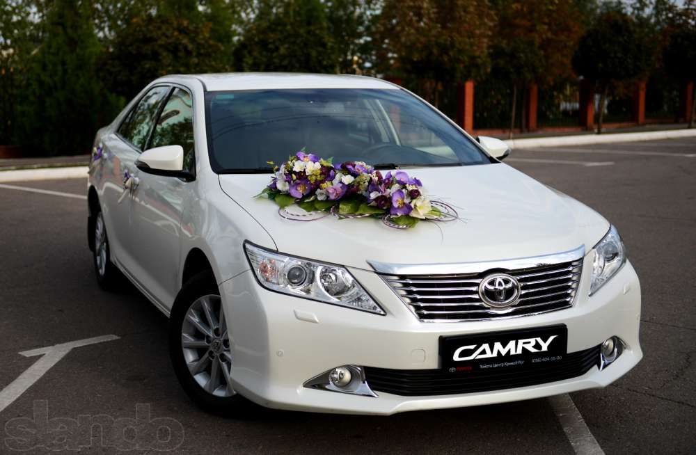 Свадебное авто TOYOTA Camry v50 300грн