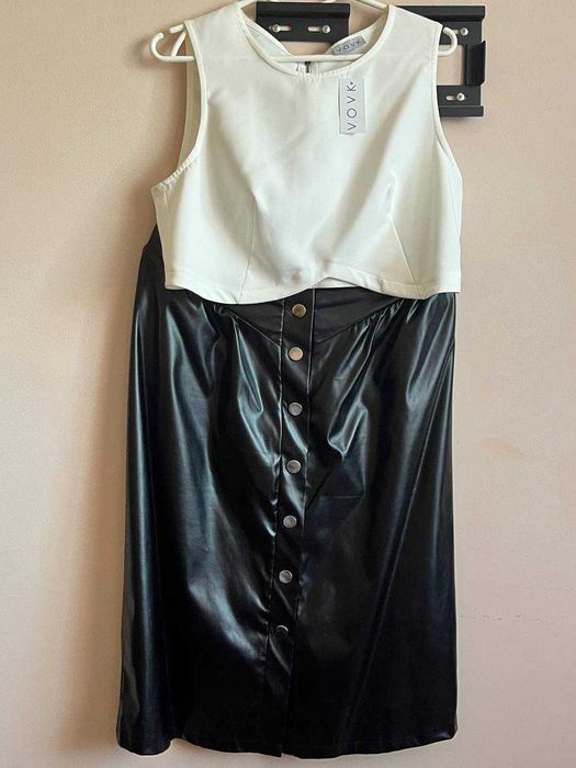 кожаная юбка с топом