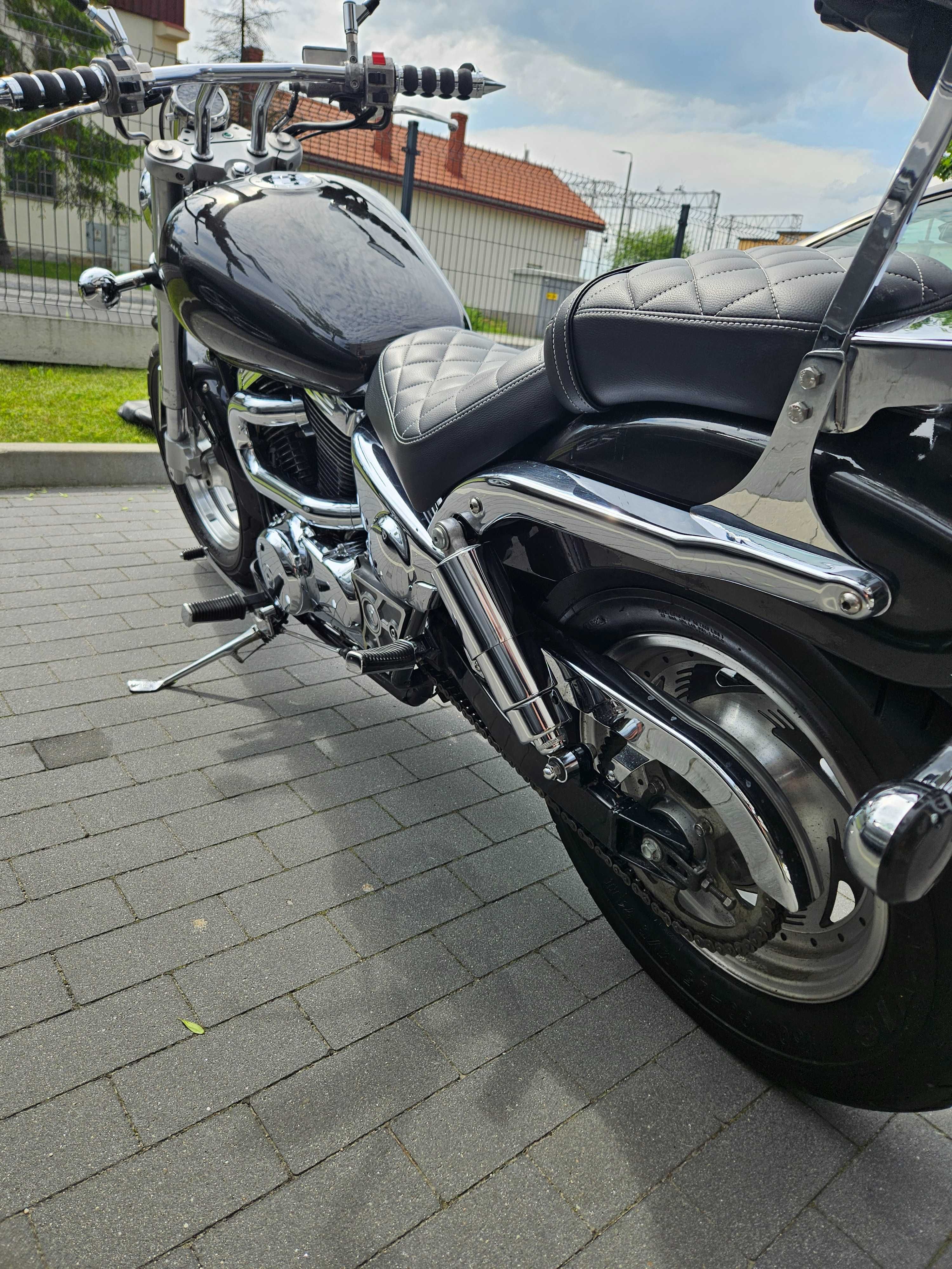 Suzuki Marauder vz800