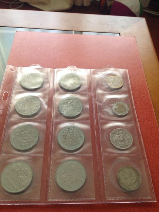 Vendo Notas e Moedas antigas de varios países