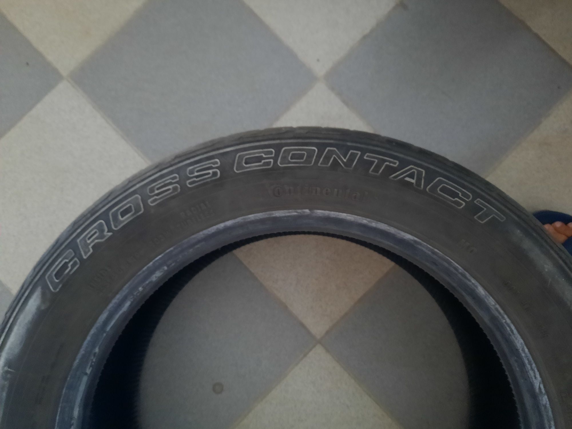 Шина Continental 255/50 R19