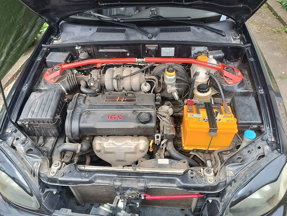 Ланос 1.6 2009 седан