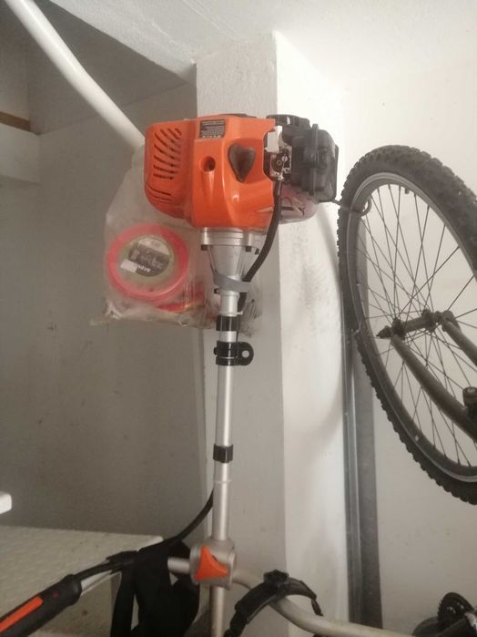 Roçadora a gasolina