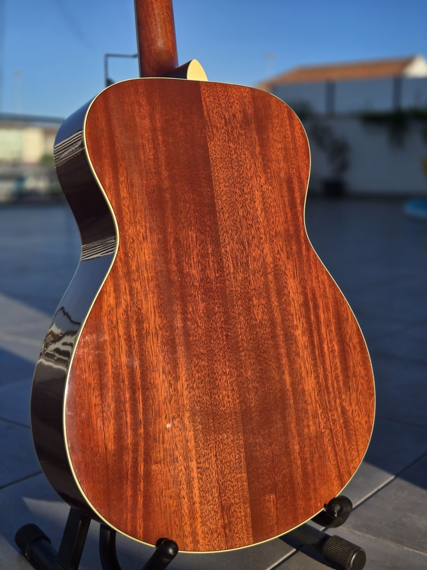 Guitarra Yamaha FS-TA