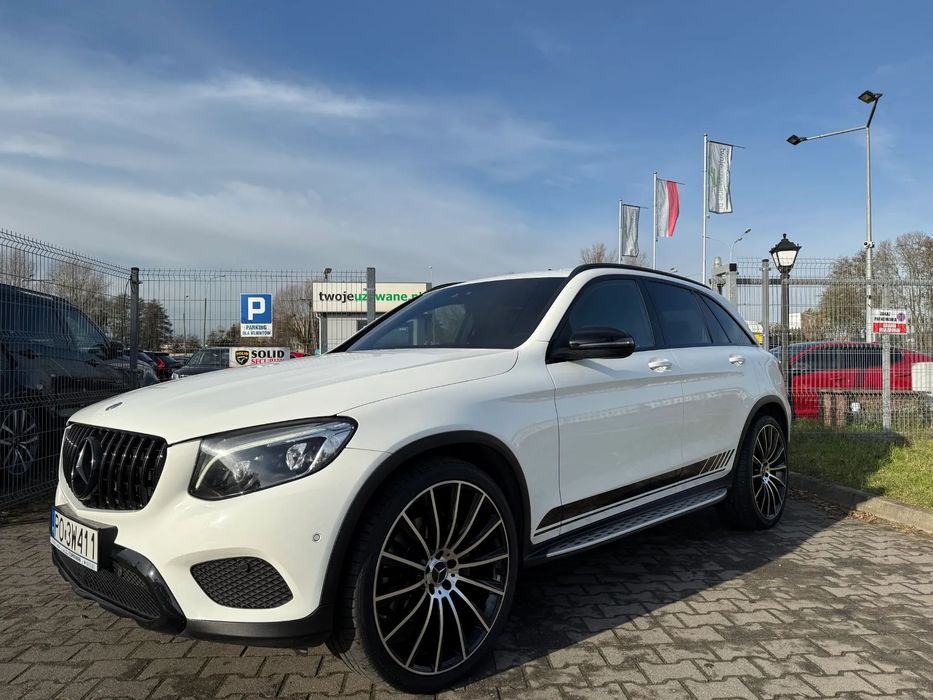 Mercedes-Benz GLC SalonPL/ AMG Line/ ALu AMG 20/ LED ILS/ Agility Control/ Ambiente
