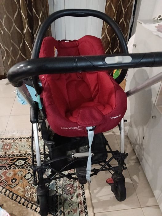 Vendo carrinho de bebe trio