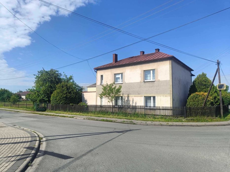 Dom na sprzedaż  w okolicy z potencjałem
