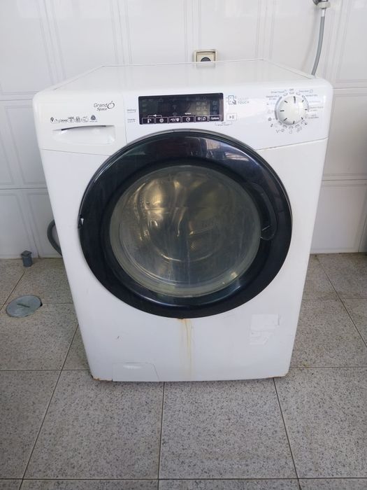 Maquina lavar e secar roupa