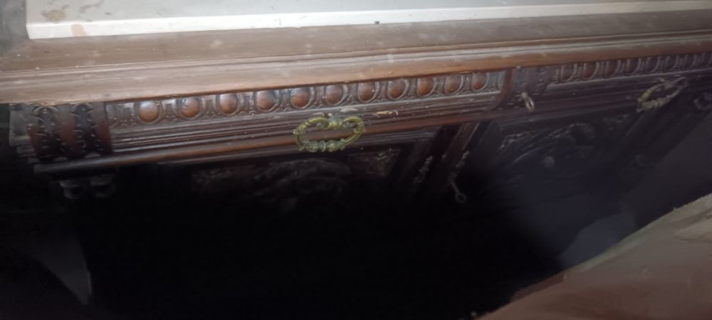 Mobilia usada de sala antiga