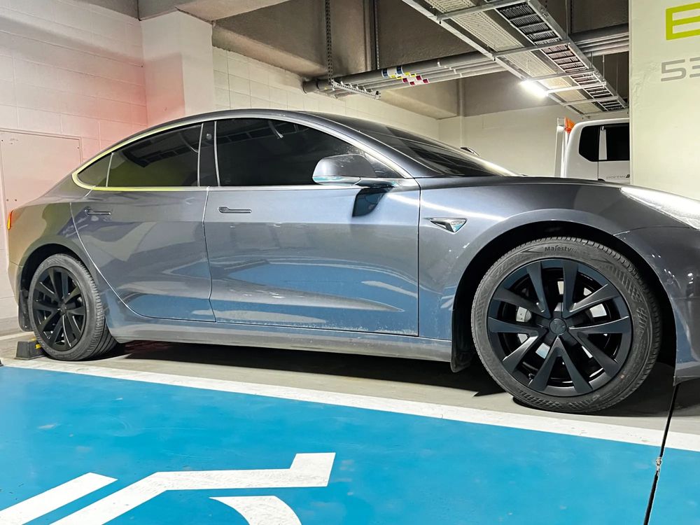 Колпаки на колеса tesla model 3 r18 plaid style