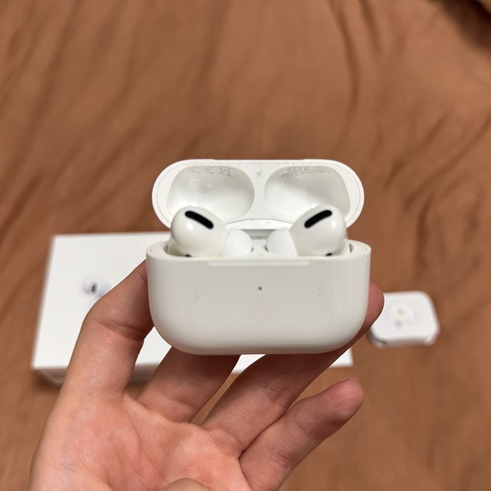 AirPods Pro 1st Generation (оригінал)