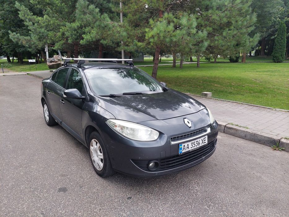Рено Флюенс 2011р. 1.6 автомат, газ/бензин