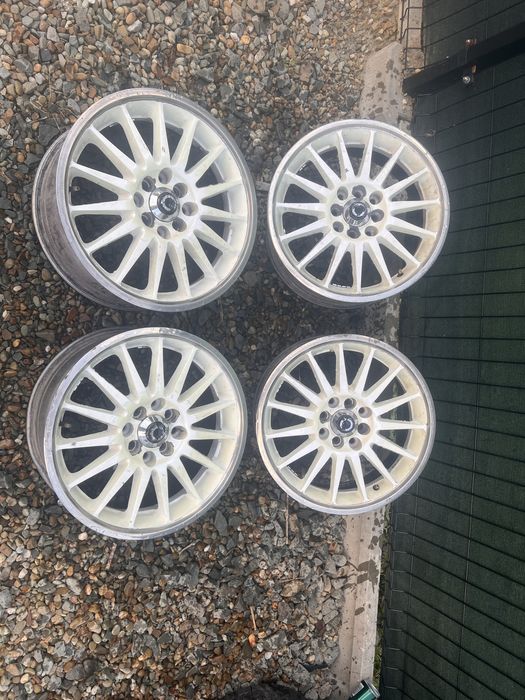 Felgi 4x100 r16 et 35