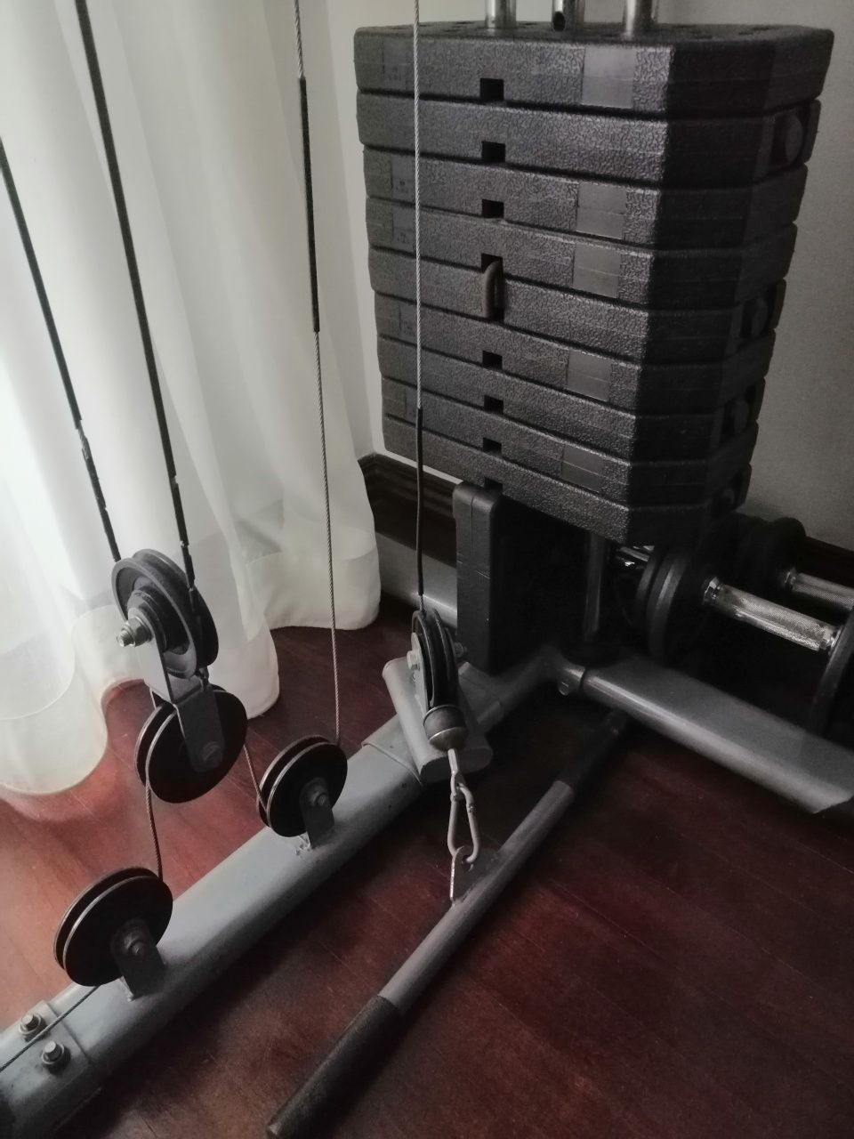Máquina de ginásio multifunções