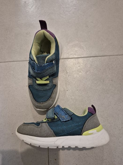 Buty dziecięce adidasy sneakersy 30