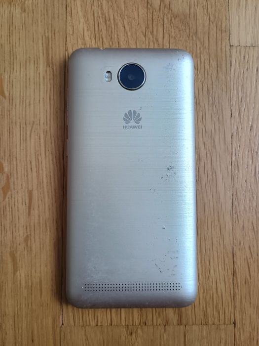 Смартфон HUAWEI Y3 1/8 Гб колір золотий
