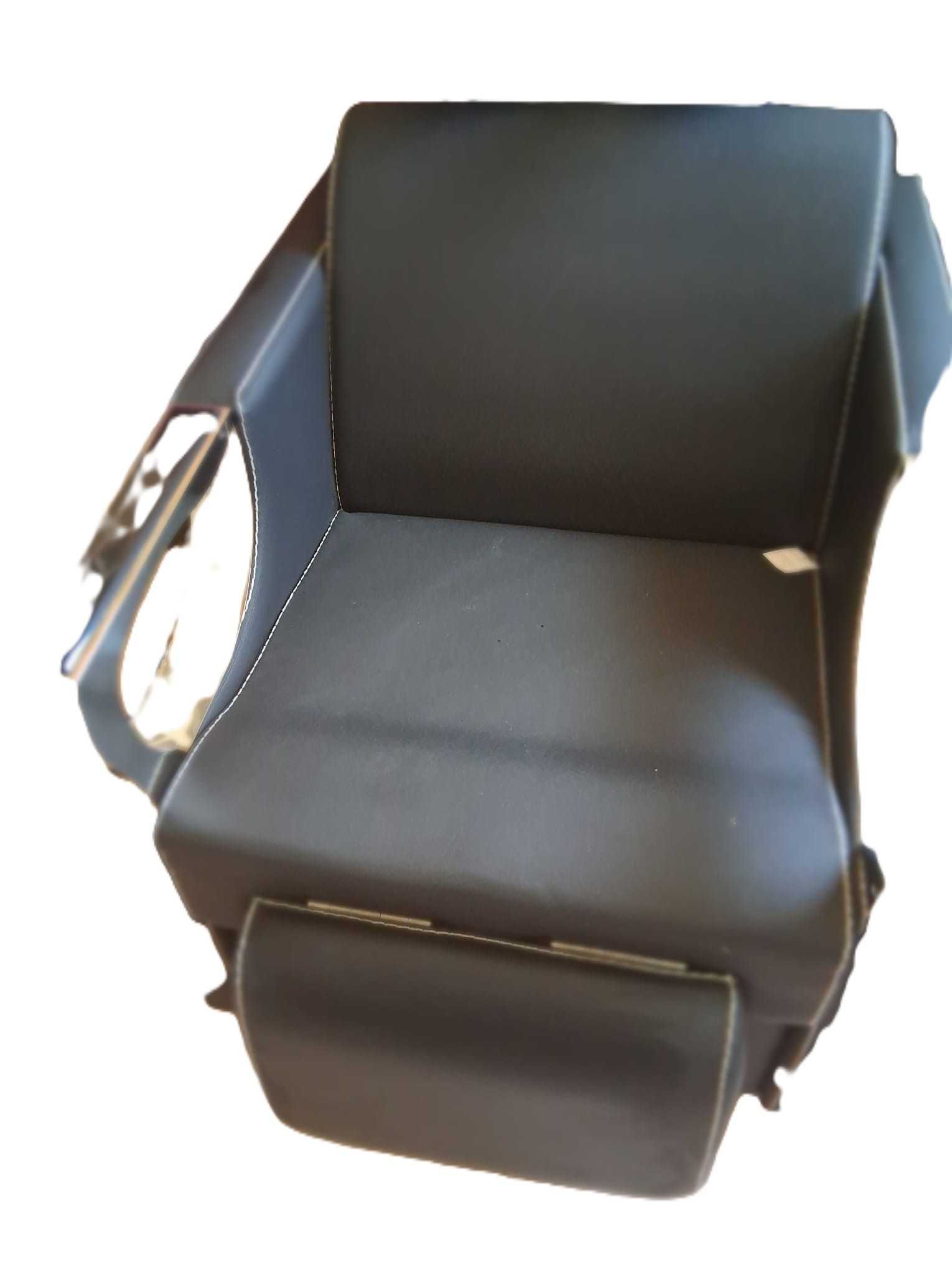 Material de Salão de Cabeleireiro e Esteticista, em bom estado.