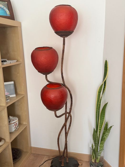 Candeeiro de pé com 1,55 altura