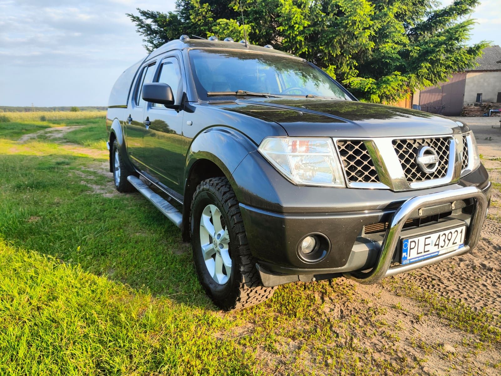 Nissan Navara long