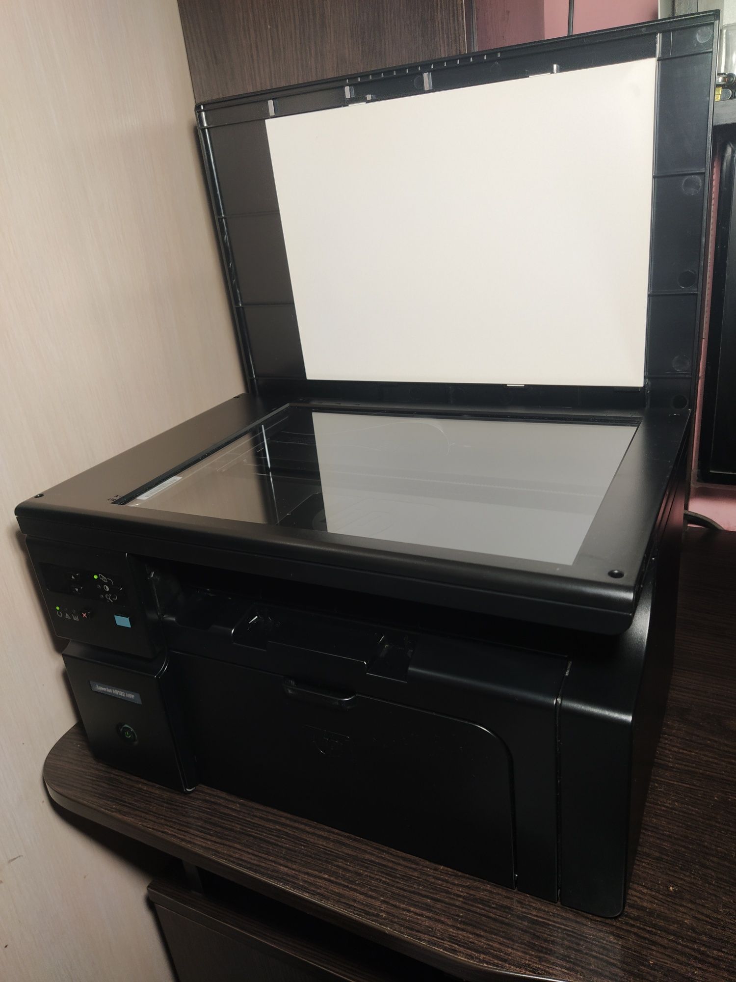 Лазерний принтер HP Lazerjet M1132 mfp БФП 3в1