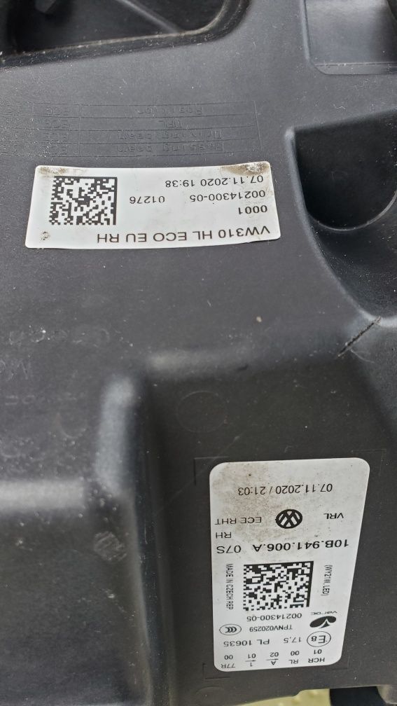 Фара права VW ID3, Volkswagen ID-3. Оригинал б.у.