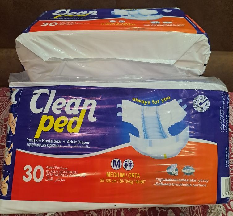 Продам памперсы для взрослых цены розные новые в упаковке.
