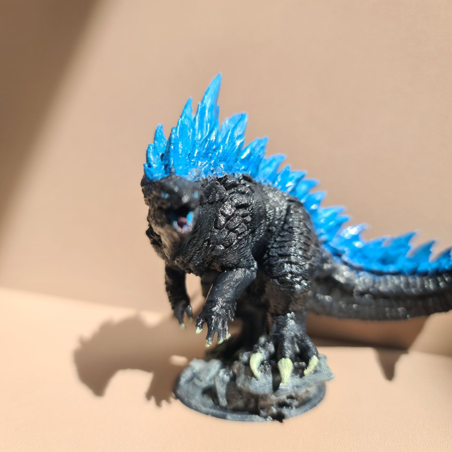 Figurka Godzilla