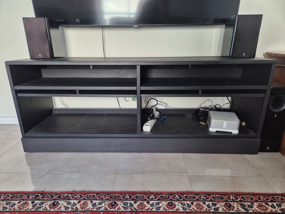 IKEA Havsta TV móvel - madeira verdadeira, não MDF
As prateleiras