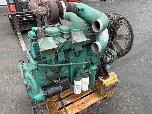 TD101 GF FIT AKERMAN 420 silnik do koparki 40 ton