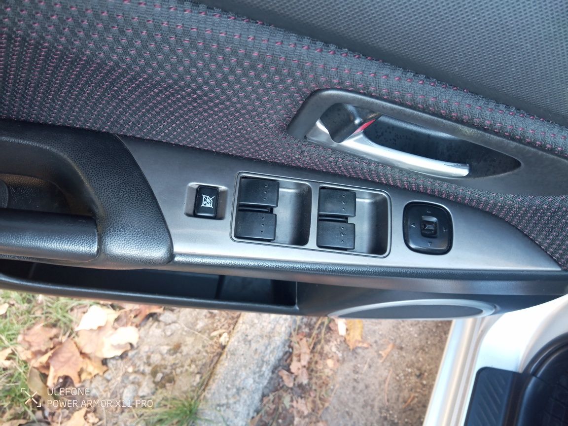 Mazda 3 2006 року.