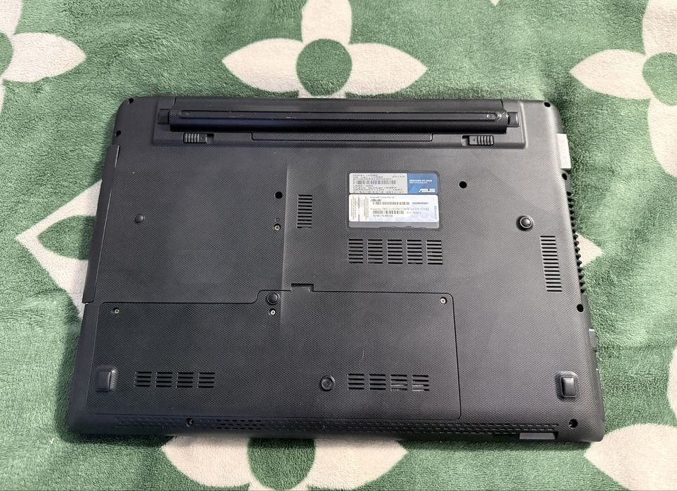 Ноутбук Asus u56e /intel i5/