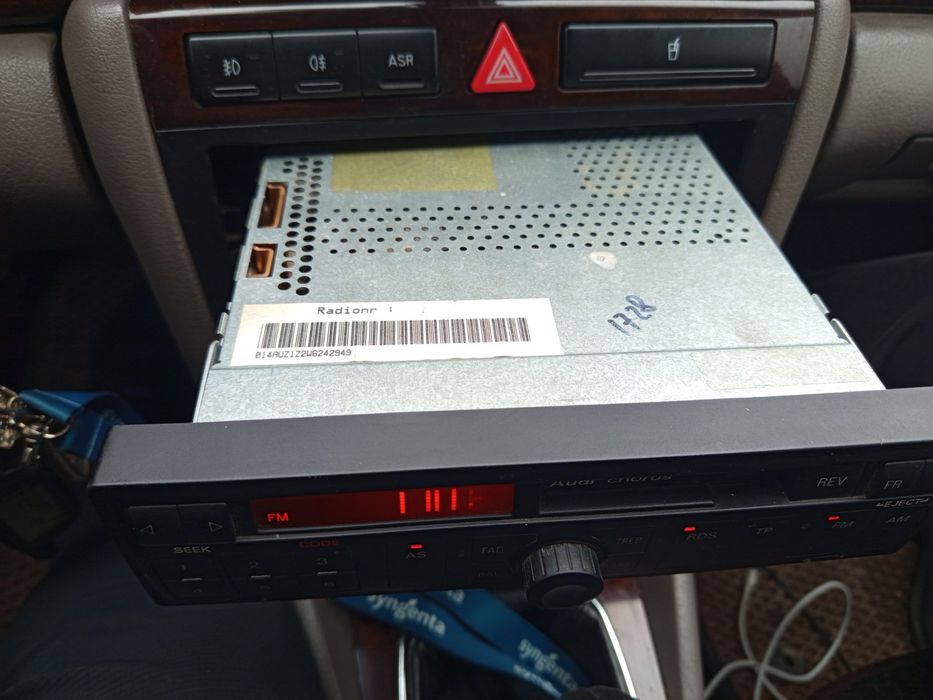 Магнітола ауді chorus