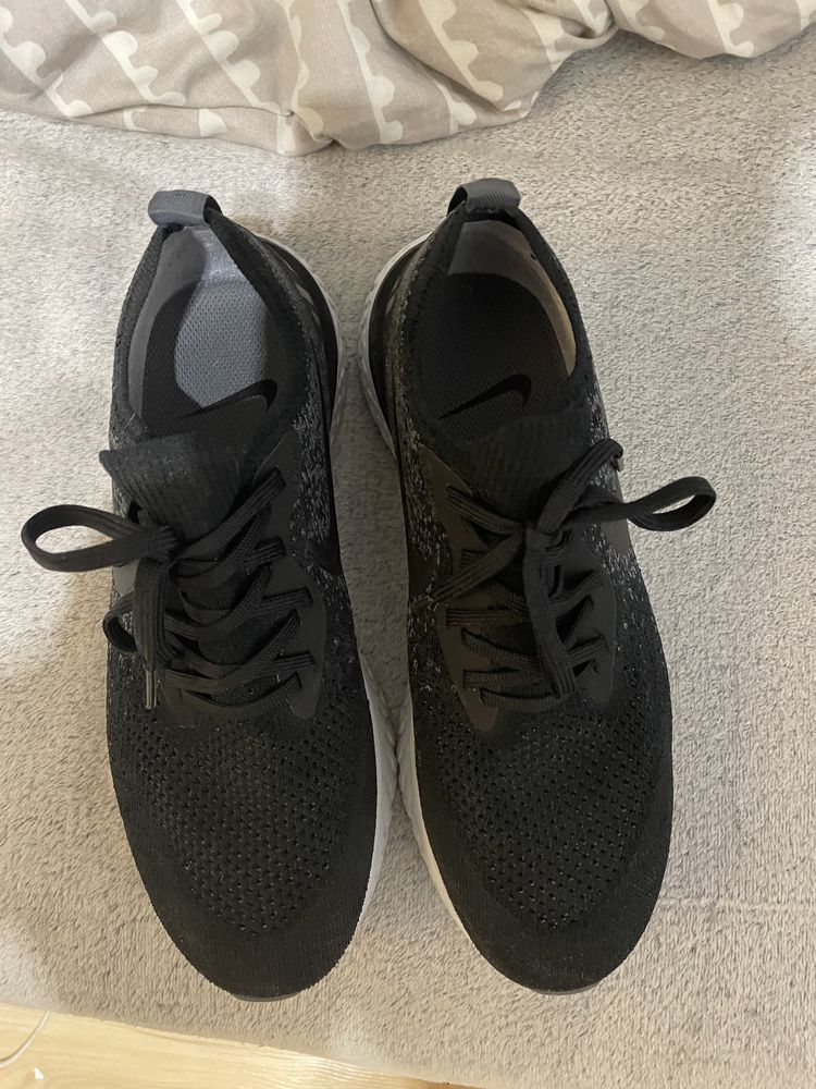 Nike Epic React Flyknit