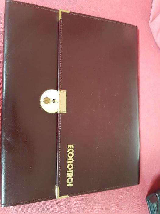 Aktówka teczka biznesowa