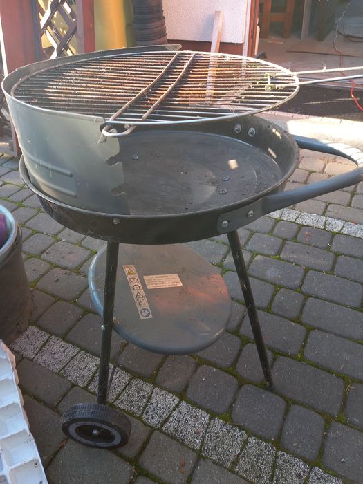 Grill turystyczny przenośny dwie sztuki mały i duży