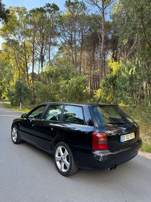 Audi A4 1.9TDI 110CV / Valor Negociável!