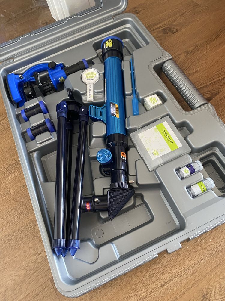 Telescopio + microscopio de brincar