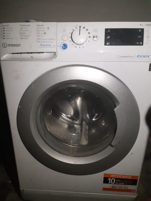 Стиральна машинка Indesit