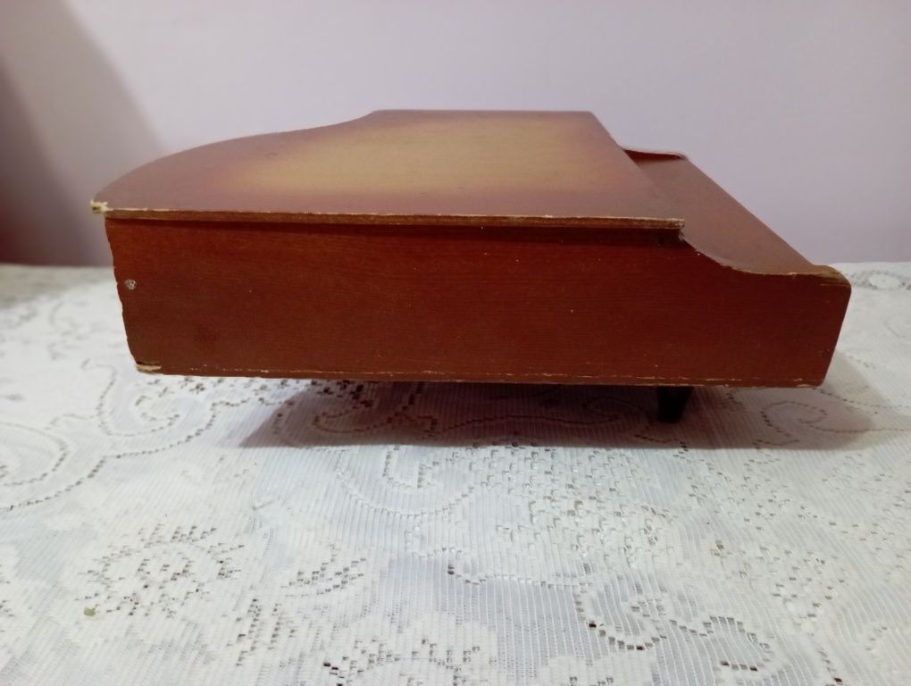 Рояль музыкальная игрушка СССР
